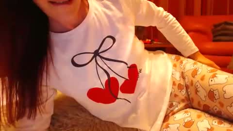 Andra online show from April 14, 7:09 pm