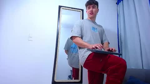 Andre Parker online show from November 29, 2:36 am