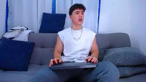 Andre Parker online show from February 4, 11:42 pm