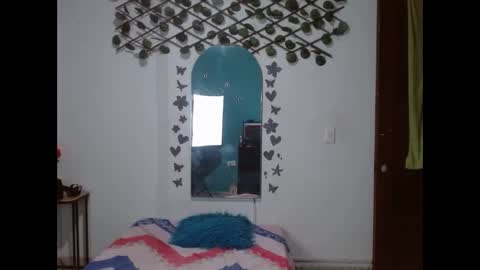 andrea1_ebony online show from January 6, 12:31 pm