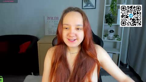 Snapshot of andrea_svel chatting on May 11, 9:34 pm Andrea hereGMT7Mon Tue Wen ThFri Sat Su 0300am-0900am. online show from May 11, 9:34 pm