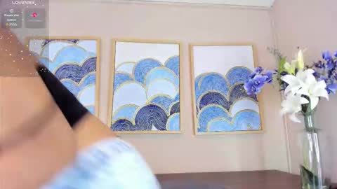 Andrea Zoelins online show from November 19, 1:11 pm