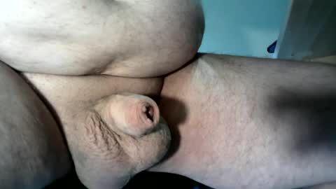 Snapshot of andreas40cc chatting on July 7, 11:47 am Andreas40CC online show from July 7, 11:47 am