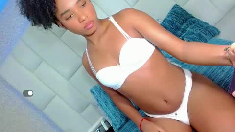 Snapshot of andreayano chatting on September 10, 11:27 pm andreayano online show from September 10, 11:27 pm