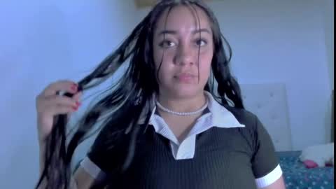 Snapshot of andrebigboobs chatting on December 4, 12:30 am Andre online show from December 4, 12:30 am