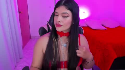 Snapshot of andreeart chatting on March 8, 3:39 am ig online show from March 8, 3:39 am