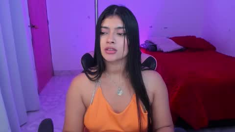 Snapshot of andreeart chatting on February 14, 8:00 am ig online show from February 14, 8:00 am