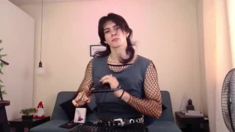 Snapshot of andreey50 chatting on December 11, 8:50 pm Andrey online show from December 11, 8:50 pm