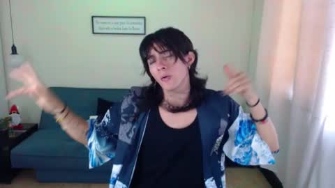 Snapshot of andreey50 chatting on December 16, 8:05 pm Andrey online show from December 16, 8:05 pm