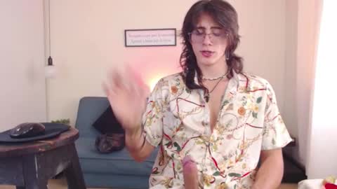 Snapshot of andreey50 chatting on February 5, 7:53 pm Andrey online show from February 5, 7:53 pm