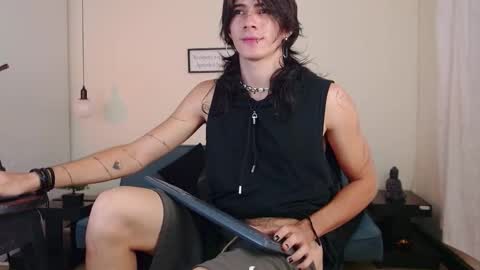 Snapshot of andreey50 chatting on February 13, 8:24 pm Andrey online show from February 13, 8:24 pm