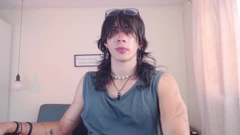 Snapshot of andreey50 chatting on February 18, 8:14 pm Andrey online show from February 18, 8:14 pm