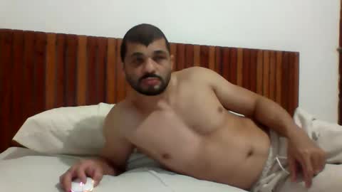 Snapshot of andreloko123 chatting on April 27, 1:14 am andreloko123 online show from April 27, 1:14 am