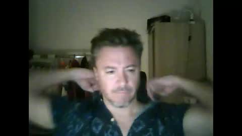 Snapshot of andreo666 chatting on October 24, 8:27 pm Benfica Boy online show from October 24, 8:27 pm