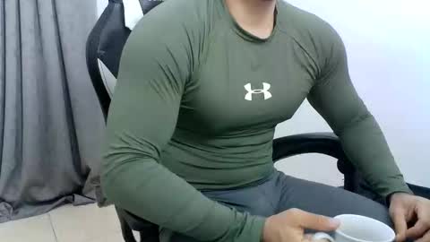 andres180950734 online show from January 15, 10:31 am