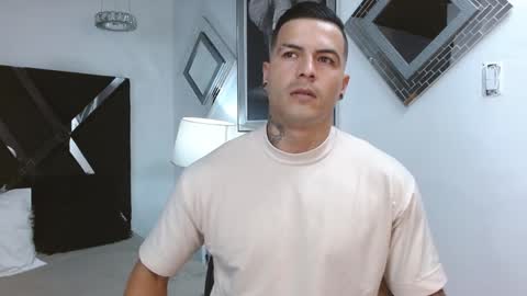 insta andres clark  online show from February 4, 6:27 pm