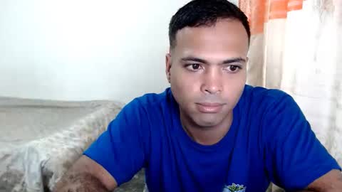 Snapshot of andresfern chatting on November 1, 8:00 pm ANDRES online show from November 1, 8:00 pm