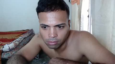 Snapshot of andresfern chatting on December 21, 5:53 pm ANDRES online show from December 21, 5:53 pm