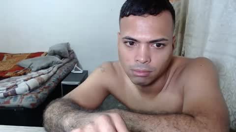 Snapshot of andresfern chatting on January 17, 11:08 pm ANDRES online show from January 17, 11:08 pm