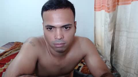 Snapshot of andresfern chatting on February 21, 8:54 pm ANDRES online show from February 21, 8:54 pm