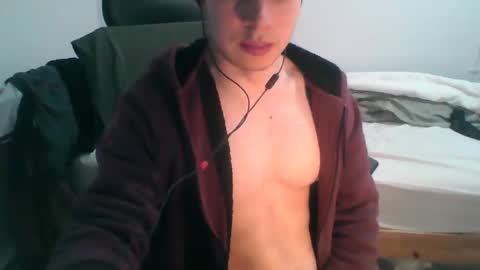 andresse_lat online show from April 12, 11:54 pm