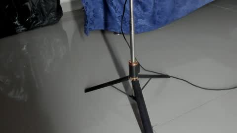 Andres online show from April 7, 8:48 am