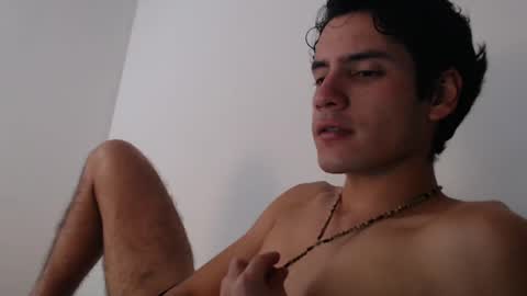 Snapshot of andrestorres0 chatting on December 9, 4:01 am Andres Torres online show from December 9, 4:01 am