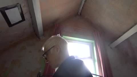 Andrew online show from April 5, 11:51 am