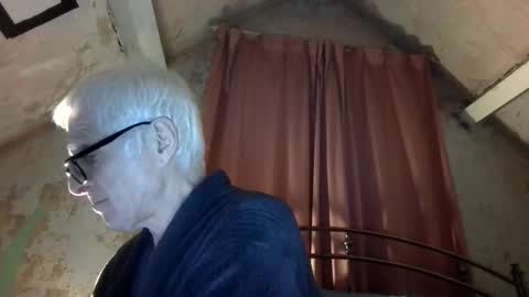 Andrew online show from April 5, 11:57 pm