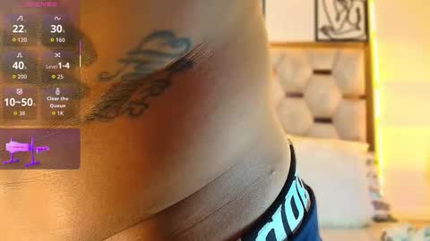 Snapshot of andrew_haalls chatting on November 14, 9:24 pm andrew_haalls online show from November 14, 9:24 pm