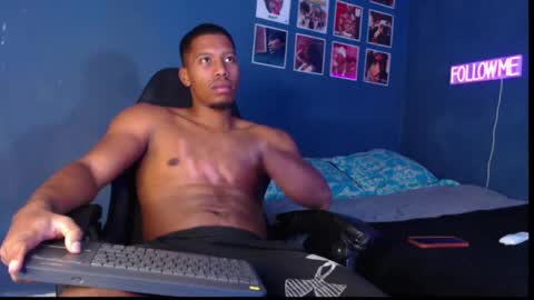 Andrew online show from December 4, 3:15 am