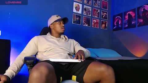 Andrew online show from October 16, 12:44 am