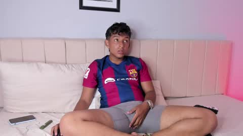 ANDREW KANE online show from April 14, 8:37 pm