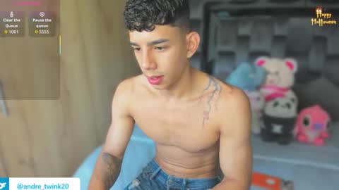 Snapshot of andrew_twink18 chatting on November 7, 4:18 pm Andrew M. online show from November 7, 4:18 pm