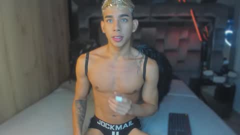 Andrew M. online show from January 13, 5:13 am