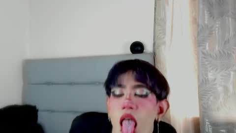 ANDREW independent model online show from February 21, 7:04 pm
