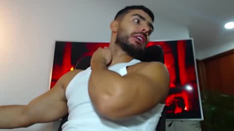 Snapshot of andrew_west_ chatting on January 5, 12:31 am ANDREW WEST online show from January 5, 12:31 am