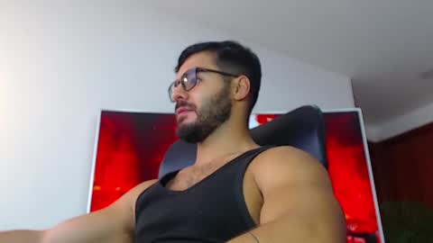 Snapshot of andrew_west_ chatting on January 11, 1:22 pm ANDREW WEST online show from January 11, 1:22 pm