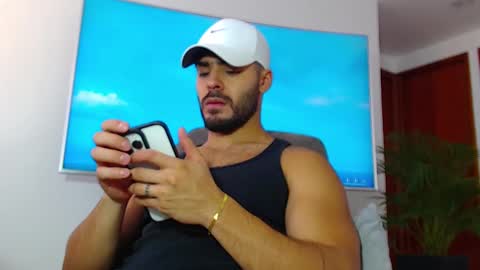 Snapshot of andrew_west_ chatting on January 15, 8:48 pm ANDREW WEST online show from January 15, 8:48 pm