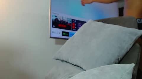 Snapshot of andrew_west_ chatting on January 16, 11:48 am ANDREW WEST online show from January 16, 11:48 am