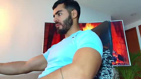 Snapshot of andrew_west_ chatting on February 22, 12:08 pm ANDREW WEST online show from February 22, 12:08 pm