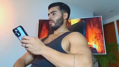 Snapshot of andrew_west_ chatting on March 3, 11:46 pm ANDREW WEST online show from March 3, 11:46 pm