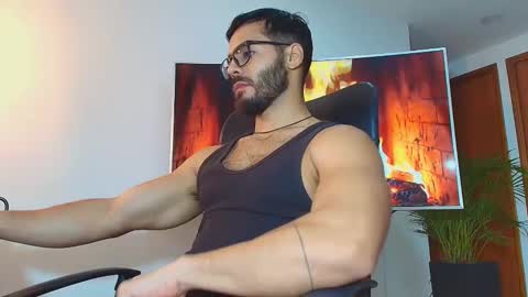 Snapshot of andrew_west_ chatting on March 4, 10:49 pm ANDREW WEST online show from March 4, 10:49 pm