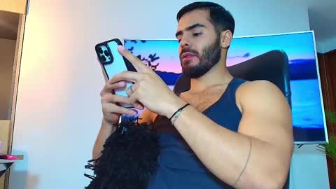 Snapshot of andrew_west_ chatting on March 7, 12:26 am ANDREW WEST online show from March 7, 12:26 am