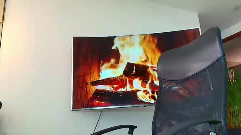 Snapshot of andrew_west_ chatting on March 7, 4:00 pm ANDREW WEST online show from March 7, 4:00 pm