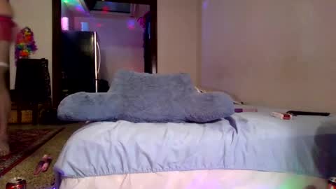 Snapshot of andrewgennie chatting on November 28, 5:43 am andrewgennie online show from November 28, 5:43 am