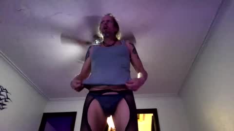 andrewgennie online show from March 23, 3:43 am