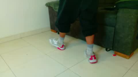 ANDREW KENNOXX online show from February 16, 7:32 pm