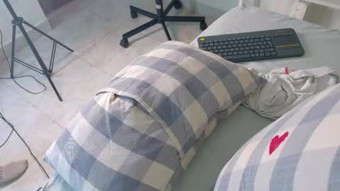 ANDREW KENNOXX online show from March 14, 7:52 pm