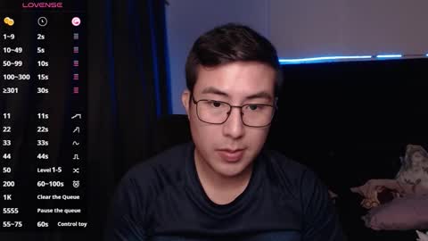 andrewmhilton_ online show from November 8, 8:03 am